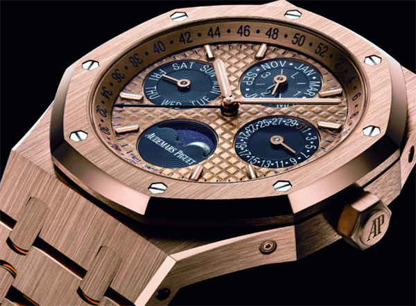 爱彼手表表带掉色处理方法大全(图) 爱彼手表表带掉色处理方法大全(图)