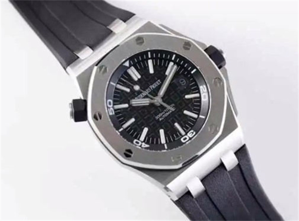 爱彼腕表外观有划痕处理办法(图) 爱彼腕表外观有划痕处理办法(图)