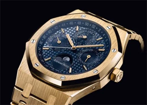 爱彼手表脏了怎么清洗(图) 爱彼手表脏了怎么清洗(图)